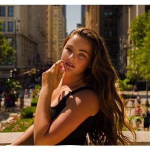 Meet your Posher, Makayla